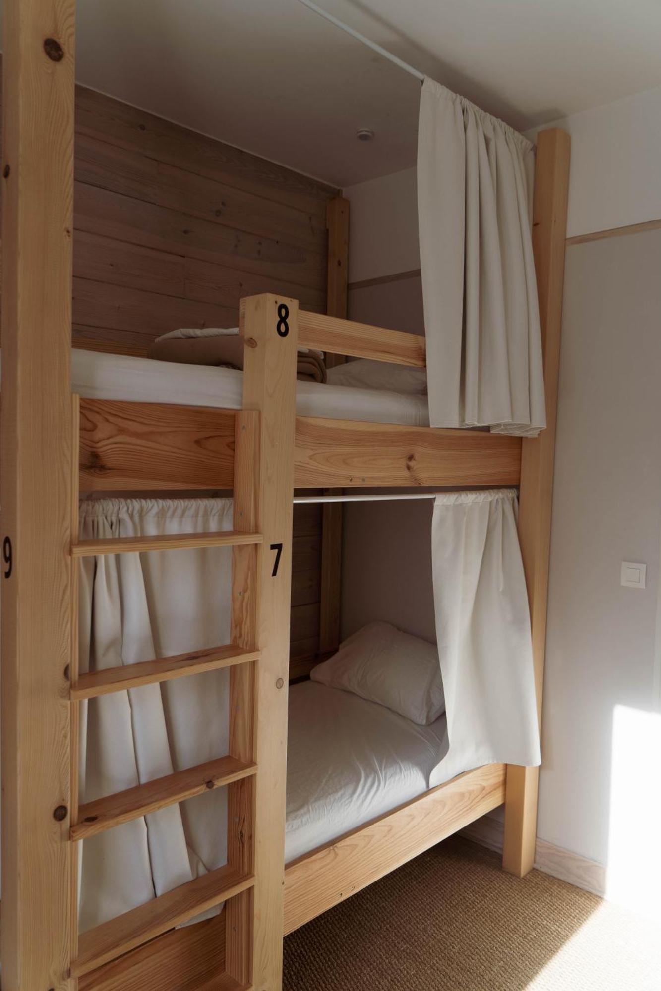 Guéthary L'Escale Surf Hostel - Auberge De Jeunesse חדר תמונה